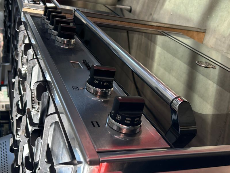 Газовая плита Bertazzoni5 конфорок б/у 2116 фото