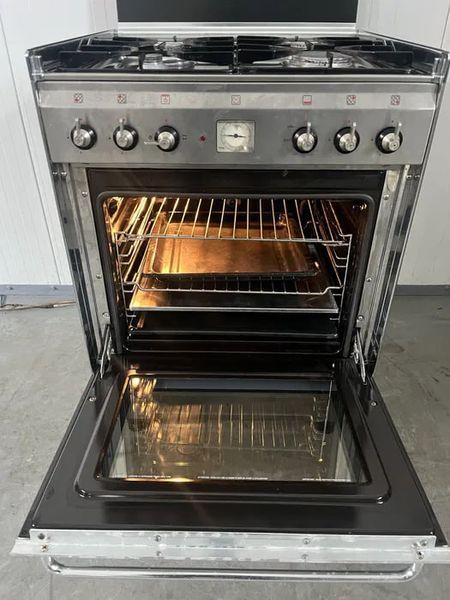 Газова плита Smeg 4 конфорок 2146 фото